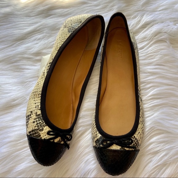 J. Crew SNAKE PRINT FLATS Sz 10 - Picture 3 of 8